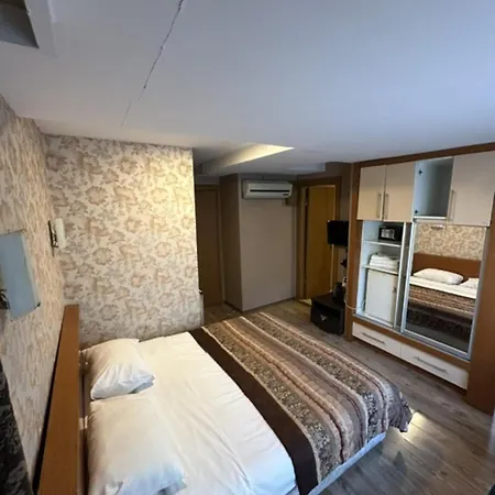 Отель Bc Burhan Cacan & & Cafe 3*