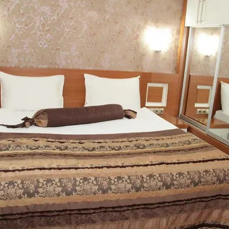Отель Bc Burhan Cacan & & Cafe 3*