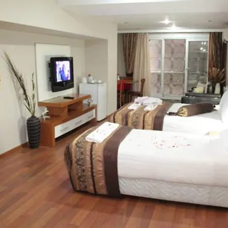 Hotel Bc Burhan Cacan & & Cafe