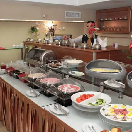 Bc Burhan Cacan & & Cafe 3* איסטמבול