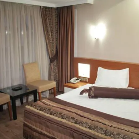 Bc Burhan Cacan & & Cafe Hotel