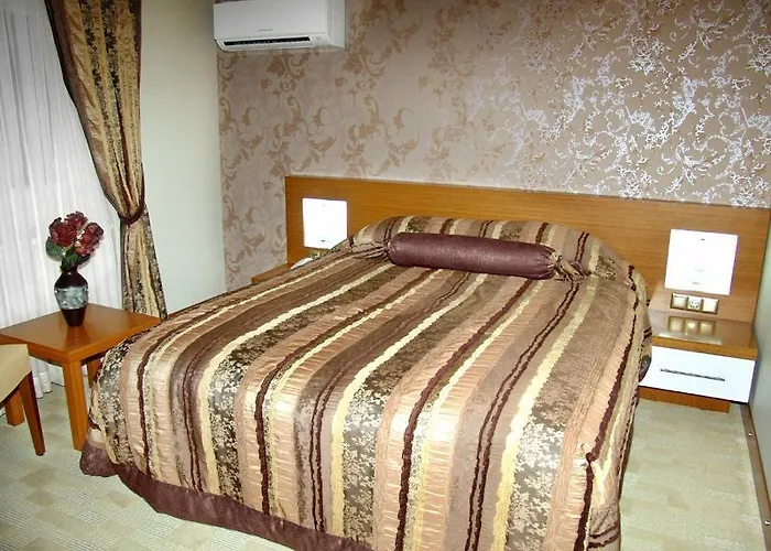 Bc Burhan Cacan & & Cafe