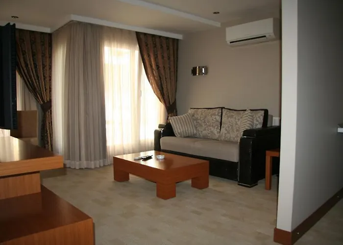 Hotel Bc Burhan Cacan & & Cafe