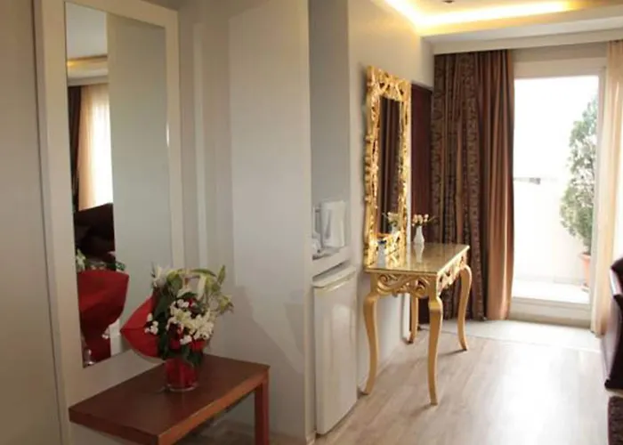 Bc Burhan Cacan & & Cafe