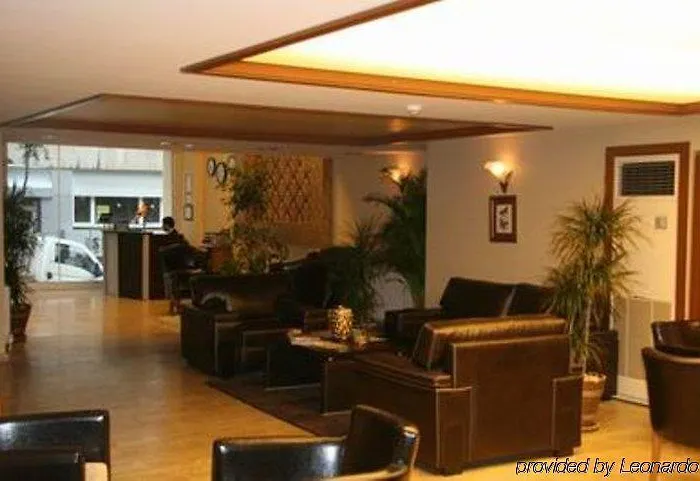 Bc Burhan Cacan & & Cafe Istanbul