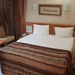 Hotel Bc Burhan Cacan & & Cafe