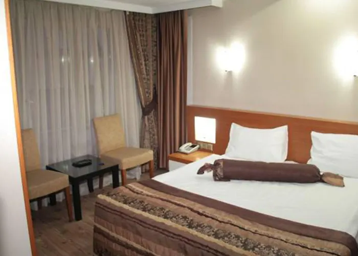 Bc Burhan Cacan & & Cafe Hotell